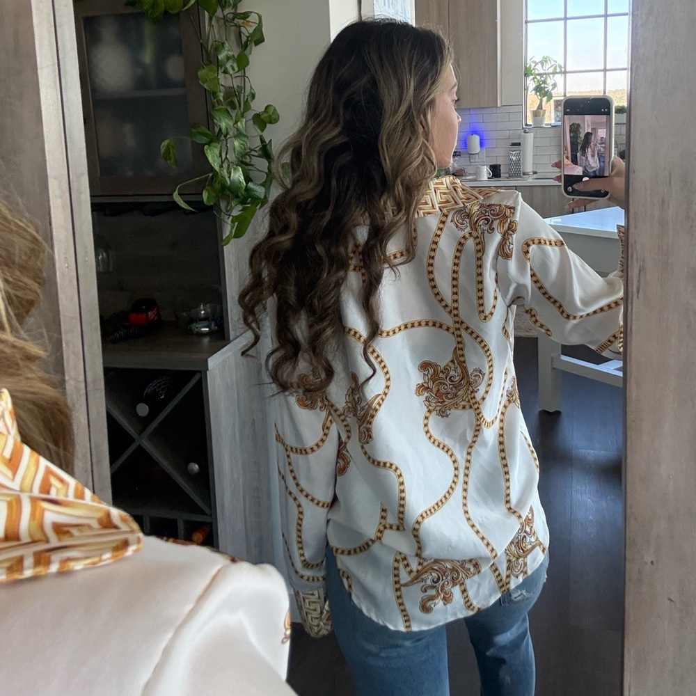 Woven Chain-Print Button-Down Shirt - White/Gold - Picture 4 of 7